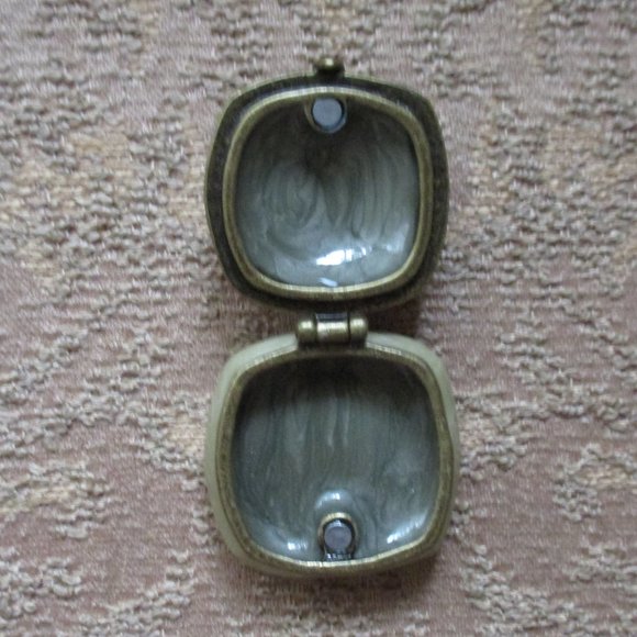 papyrus - jeweled frog - pill/trinket box - Picture 3 of 5